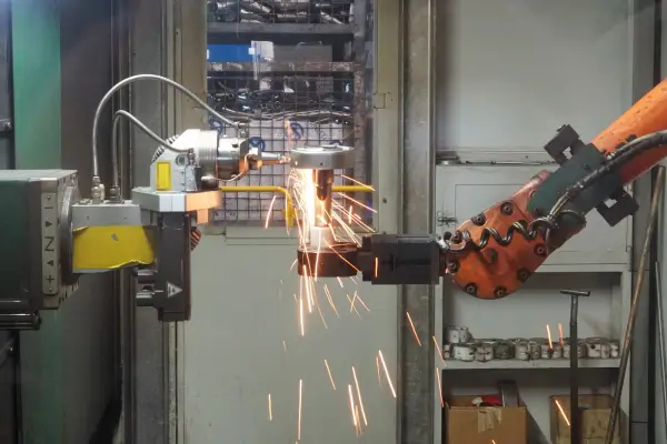 Fábricas Inteligentes – Fundamentos da Indústria 4.0 com robotização e RV